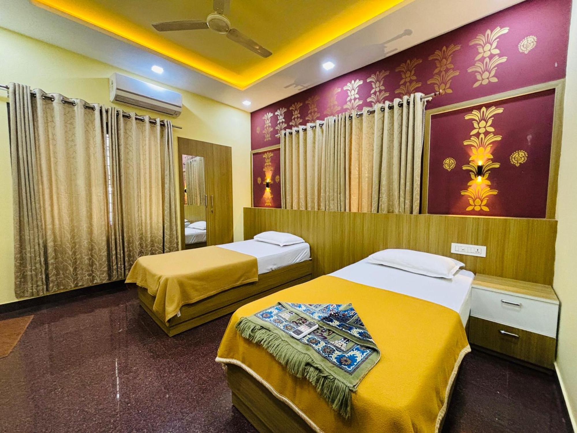 Hotel Isha Residency à Kochi Extérieur photo